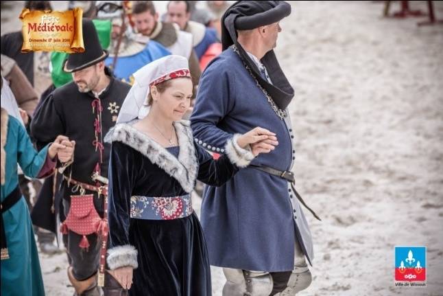 Déambulations et spectacle, lors de la fête médiévale de Wissous (91) avec chevalspectacle