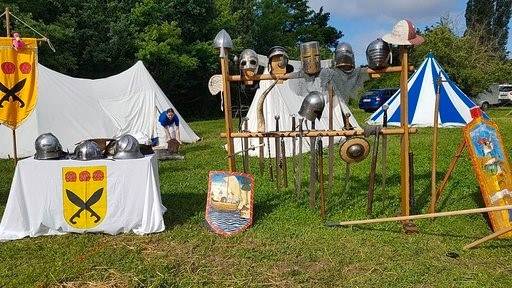 Armes et armures à travers les époques, lors de la fête de Villemareuil (77)