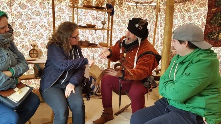 Les expressions du Moyen Âge, lors de la fête médiévale de Binche (Belgique)
