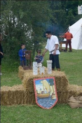 Le trébuchet pour enfants, lors de la fête médiévale de Wissous (91)