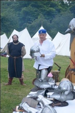 Armes et armures à travers les époques, lors de la fête médiévale de Wissous (91)