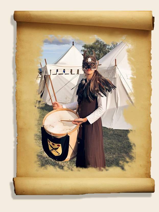 Portrait de La Saxonne en costume médiéval